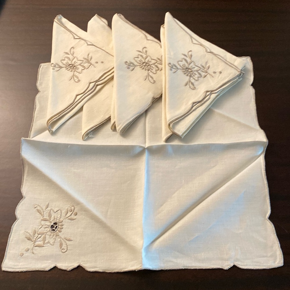 Vintage napkins Ecru color Set of 8